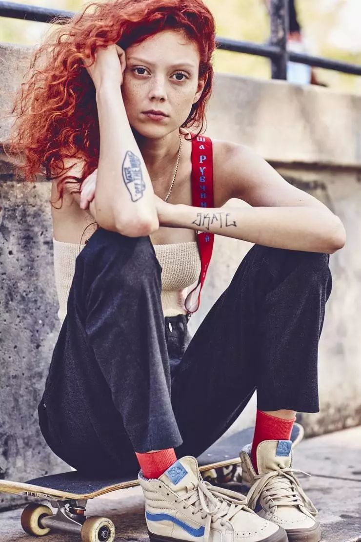 调教教室丨最酷的滑板妞儿说，我拒绝以女孩身份再活下去__凤凰网, image size:740x1110