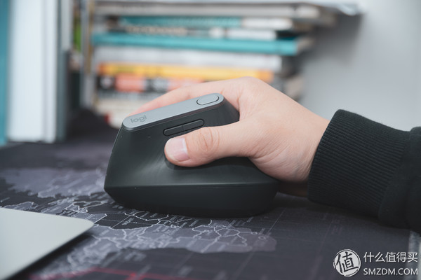 垂直鼠标好在哪?细品罗技 Logitech MX Vertical 人体工学鼠标独到之处