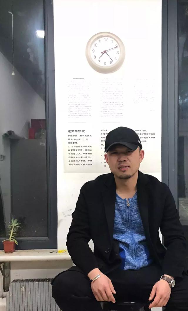 王洪兴丨黑黑中的下沉者