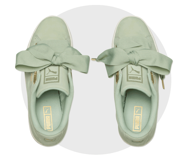 这款 blossomy 系列拼色爆米花休闲鞋,乖乖仔的时候,是纯白的小可爱.