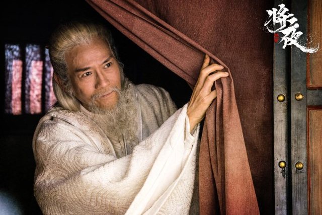 72岁郑少秋近照曝光，网友:说52岁我都相信！
