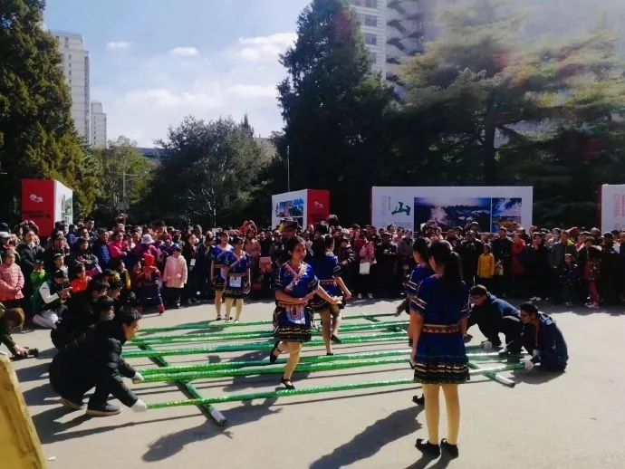 6df4f617ly1g1l0rfoghzj21400u0qcp.jpg 中央民族大学,是时候惊艳全国了!