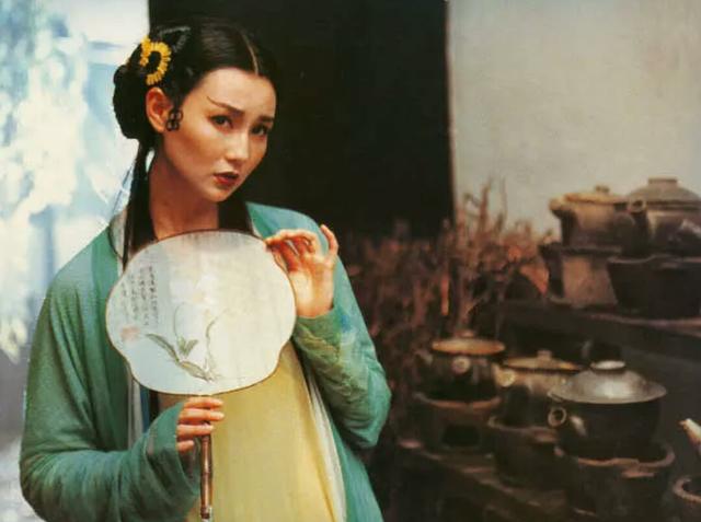 鞠婧祎《新白娘子传奇》让我忆《青蛇》,好片低票房有原因