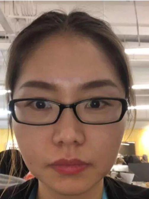 泫雅最新旅行照挑战性感极限？“性感小马儿”称号不是浪得虚名