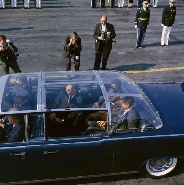 “林肯大陆” JFK 的死神之棺