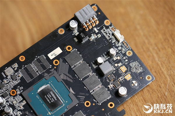 铭瑄终结者GTX 1660显卡图赏：做工、散热全面升级