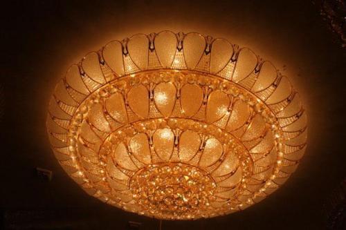 视界网|壁灯是什么?壁灯大多安装在哪里?