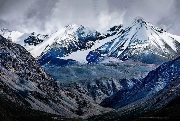 门源岗什卡雪山