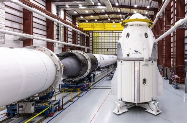 spacex高管正式确认,载人龙飞船在测试中损坏