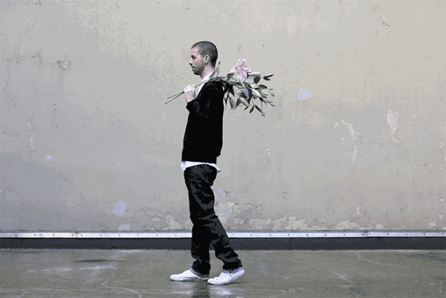 酷到没朋友的gif创意图片