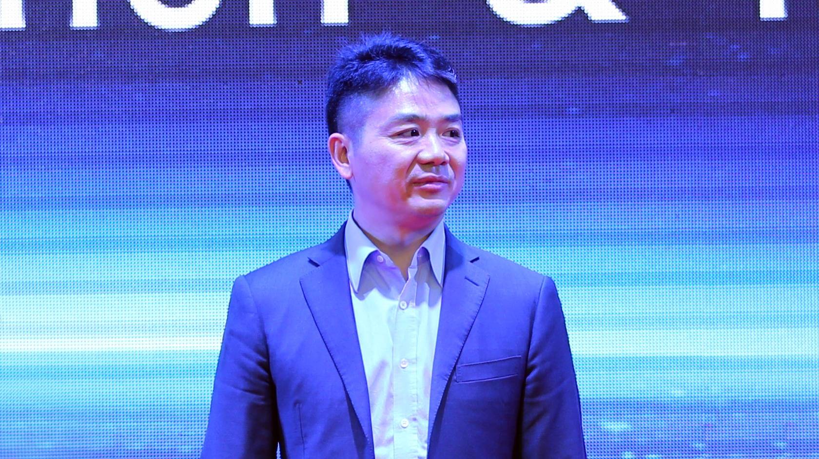 【虎嗅晚报】京东：澳洲办公室撤离是正常调整；李开复：明年110万辆特斯拉无人的士能上路，我吃了它