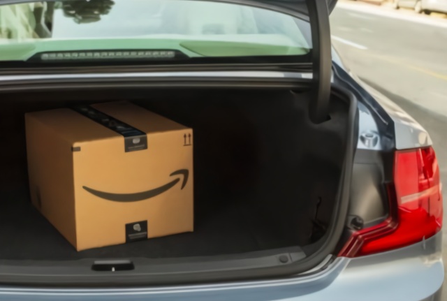 车库快评：快递可以直接放进你的车里了？没错，美国人有新招！