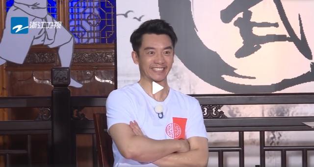 奔跑吧召开武林大会撕名牌,郑恺造型笑死众人!