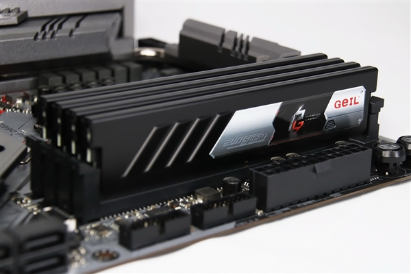 金邦发布标准尺寸DDR4-3200内存：迷你系统安装无忧
