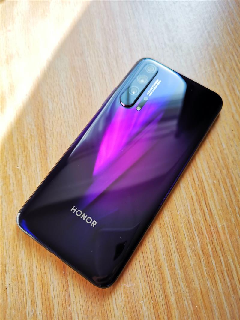 DxO全球第二！荣耀年度最强拍照旗舰荣耀20 PRO首发上手体验