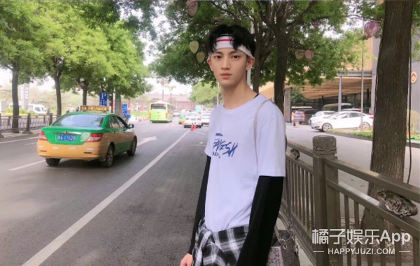 这些民间帅哥要是参加选秀，各个都能出道吧？