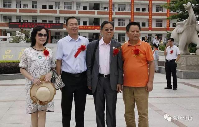 〖快讯〗杜振醉杜若鸿文化舘于泉州市马甲中学正式开舘!
