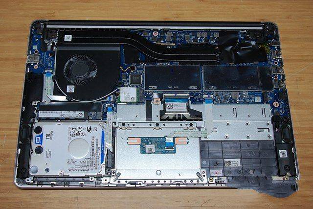 华为MateBook D怎么拆机?华为MateBook D拆机图文步骤详解