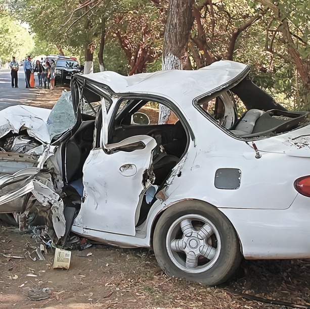 爆头断手断脚！如今小学的交通安全宣传真的合适吗？