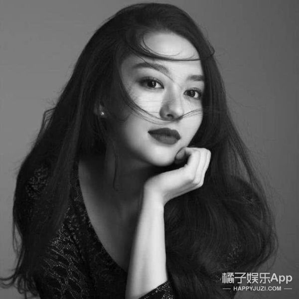 以前嘲人家只能娶皇室公主，结果他搞到真公主了.....
