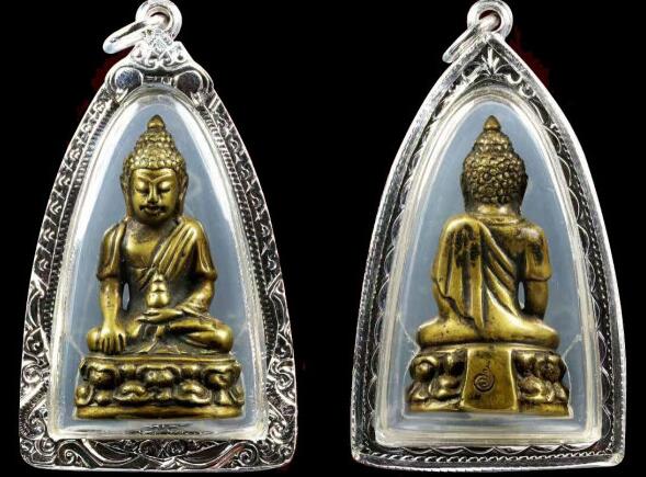 龙婆卡贤药师佛,龙婆卡贤高僧介绍,龙婆卡贤师傅加持的药师佛
