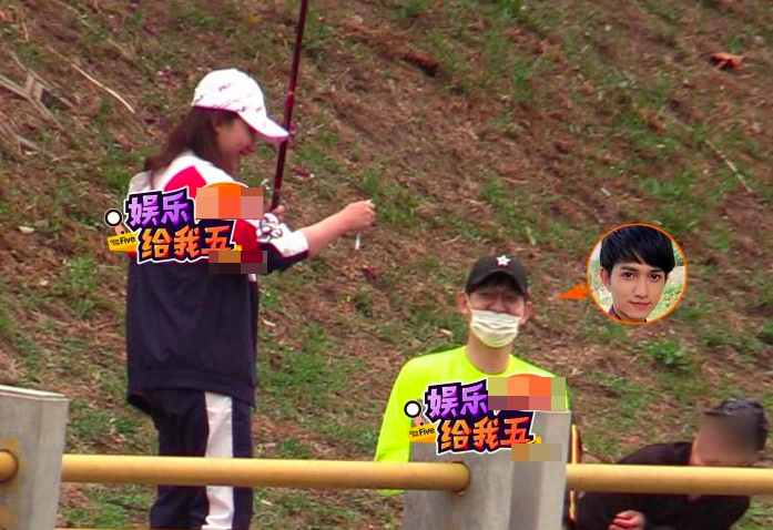 WX20190612-210058.png