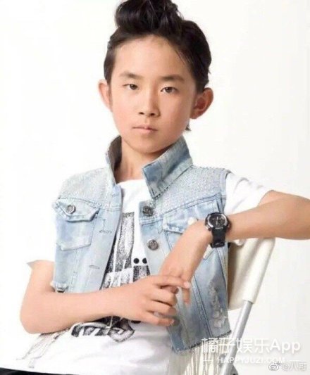 周震南夏之光捡到杨超越身份证 三姐妹为小S庆生