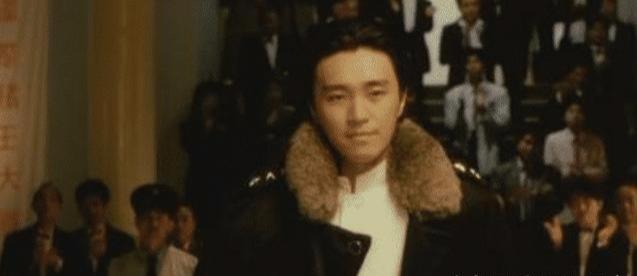 哪位明星最适合留大背头? 周润发潇洒, 万梓良霸气, 最后大哥风范