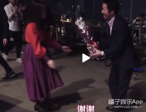 她如果是国内女星，估计会天天被嘲吧…