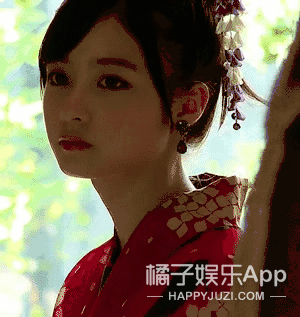 她如果是国内女星，估计会天天被嘲吧…