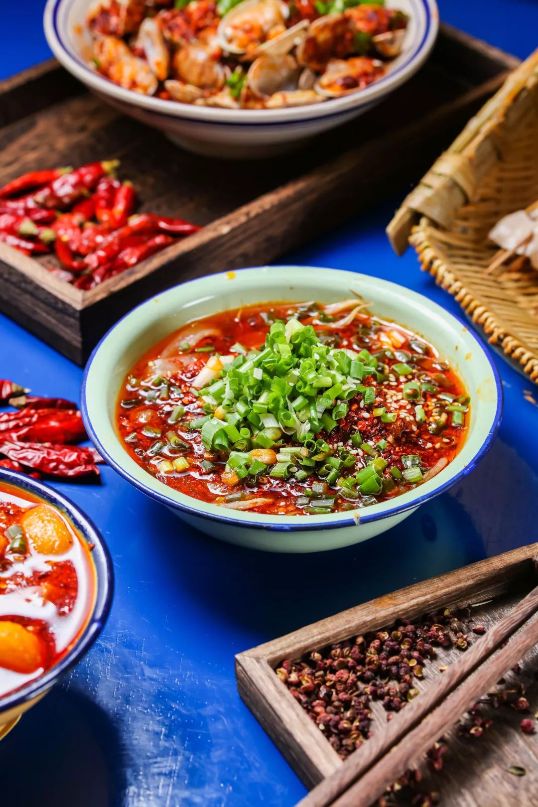 坐在帝都“马路边”才能吃的串串香！让你一口回成都！