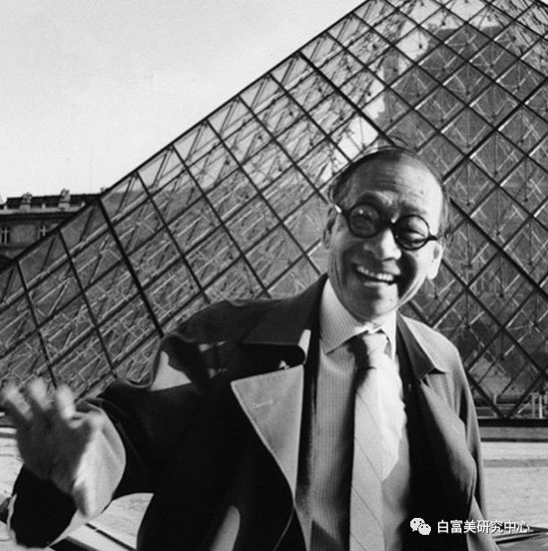 The only family that has been rich for more than 15 generations, at the age of 22, she lay down and crushed half of the celebrity circle.