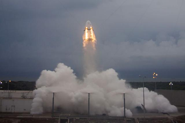 SpaceX首次披露龍飛船爆炸原因，載人發射恐推至明年 科技 第2張