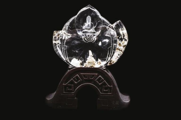 白水晶石中石(佛祖)