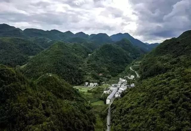 图源 荣昌区广播电视台 大荣寨社区至今还保存着古朴的风貌—在