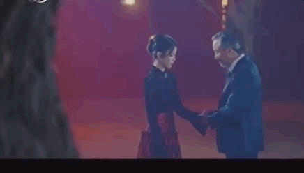 剧情就不剧透太多了,但这部剧的服化可以吹上一天. 有多美呢?