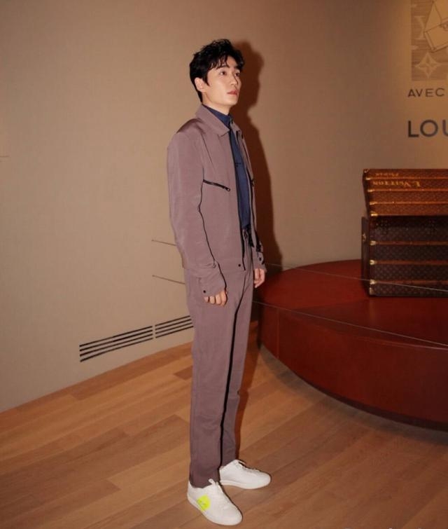 众星出席活动,张曼玉“惊喜”现身,孙俪与新婚的唐嫣比美!