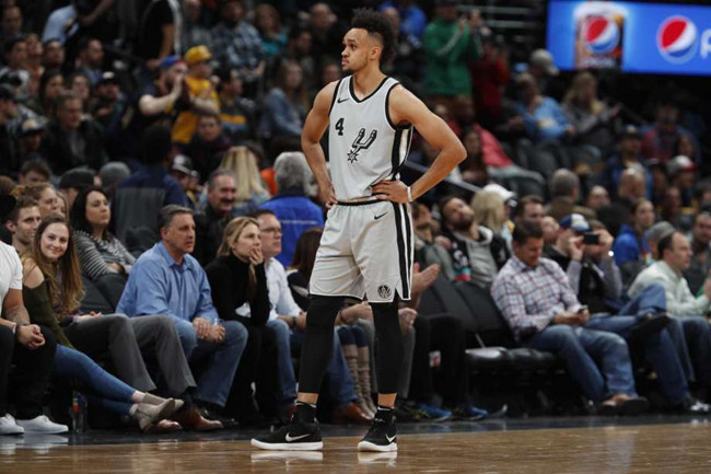 德里克-怀特：首节丢分过多，想获胜得打出延误