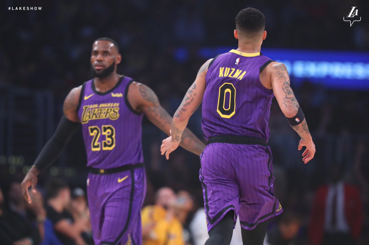 詹姆斯常规赛总失误追平科比，排名NBA历史第3位