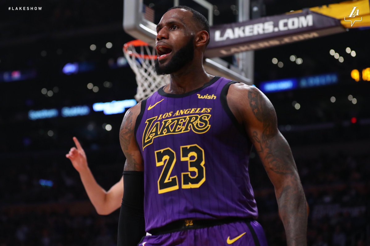 詹姆斯谈超越张伯伦：这一切都关于努力