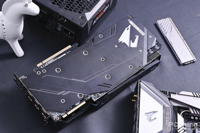 技嘉AORUS GeForce RTX 2080 Ti XTREME评测：极致旗舰