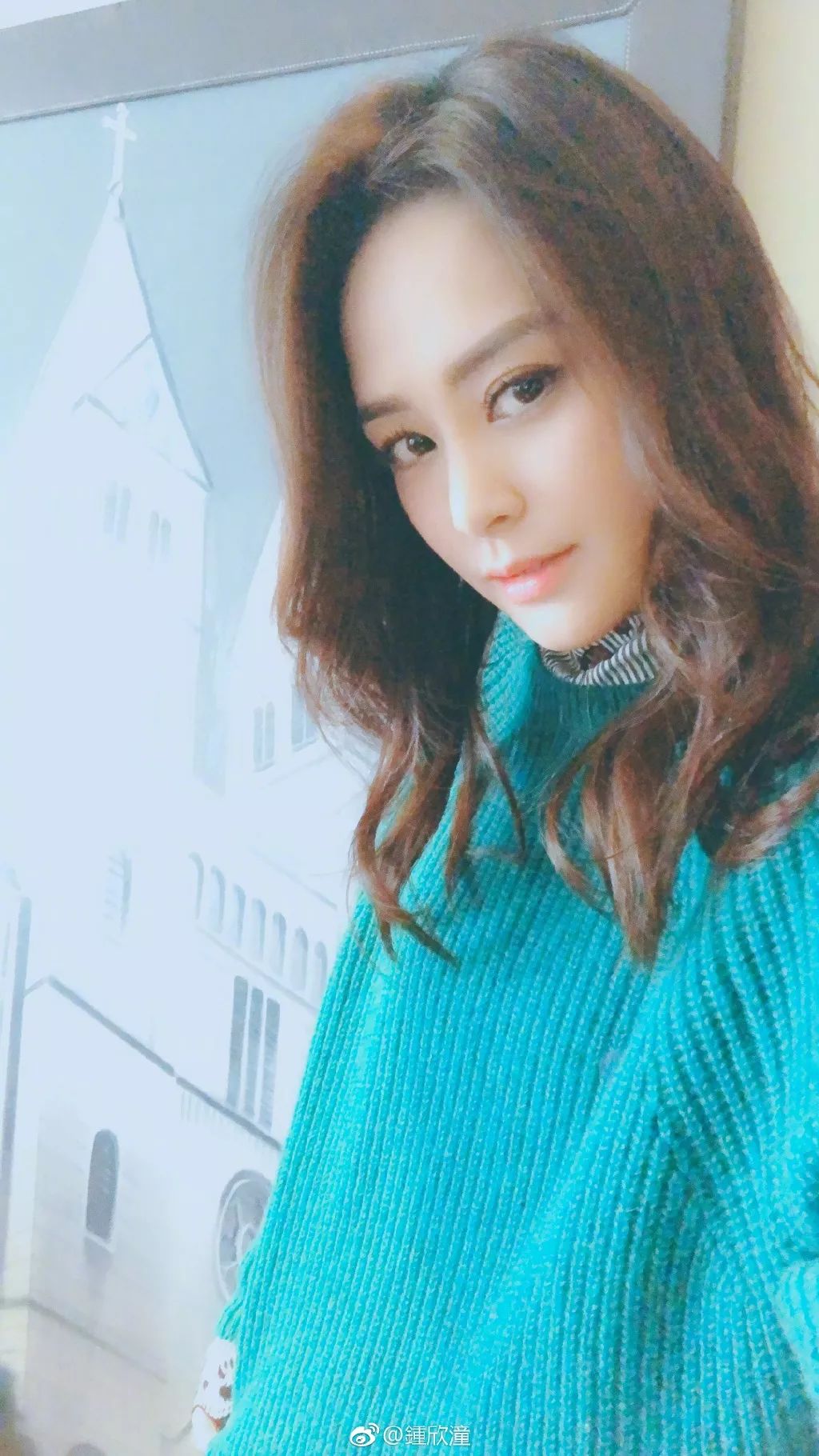 她超越黎姿阿娇成为香港最抗老女星！比20年前少女是什么操作？