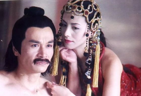 她长了一张“红颜祸水脸”，却让人只爱不恨！