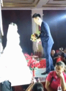 婚礼翻车现场哈哈哈哈哈哈