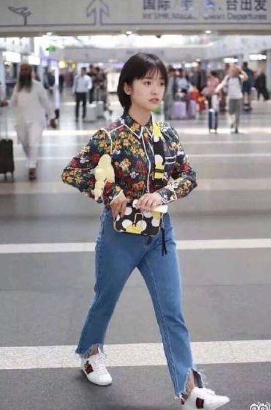 谁说刘诗诗不美，站在路人堆里才知道明星和素人对比有多残酷！