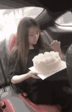 「搞笑gif动图」我不是故意的,你听我解释