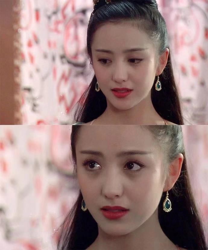 佟丽娅这种神仙都hold不住刷爆朋友圈的故宫口红？吴谨言却赢了…