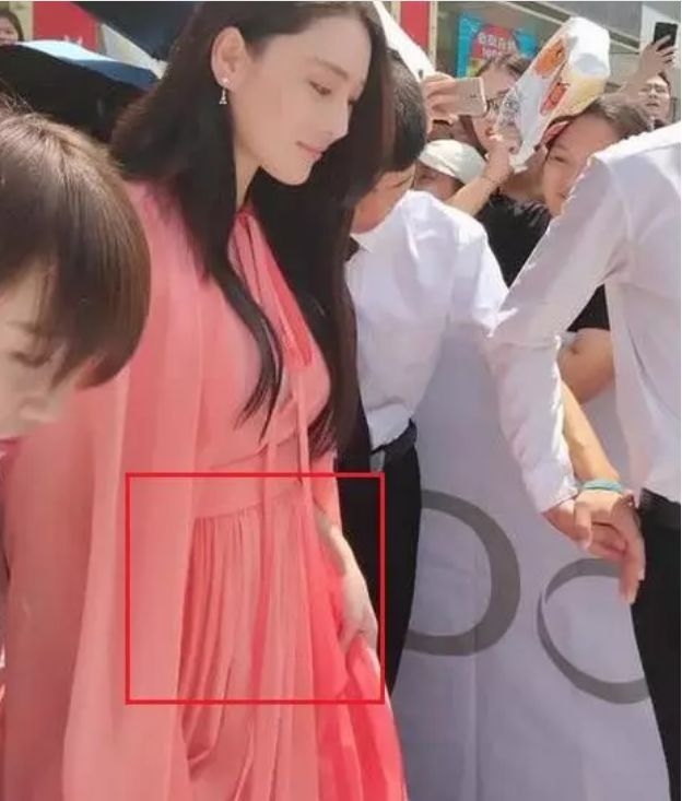 真是奉子成婚?她怀孕5个月,圈内好友催生?工作室都不敢否认