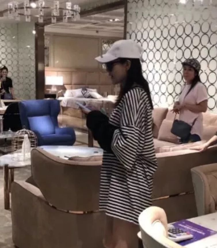 真是奉子成婚?她怀孕5个月,圈内好友催生?工作室都不敢否认