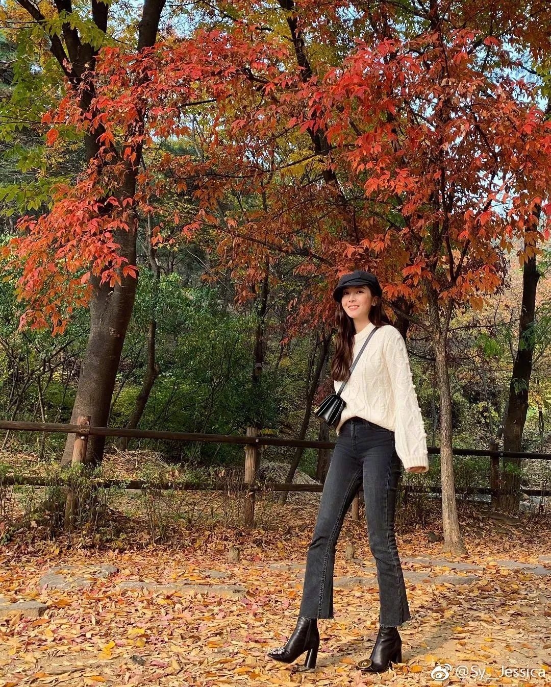 时髦不臃肿，被蔡徐坤、杨超越、吴谨言的毛衣疯狂种草